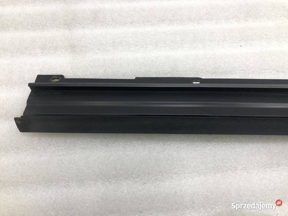 LISTWA SZYBY CZOŁOWEJ PRAWA JEEP GRAND CHEROKEE sprzedam