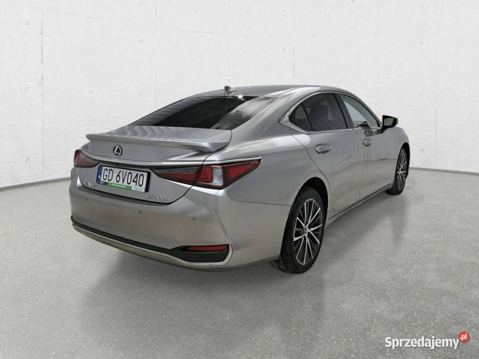 Lexus ES300 Komorniki