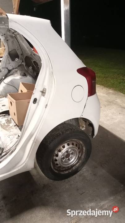 Toyota Yaris błotnik prawylewy podkarpackie Sokołów Małopolski