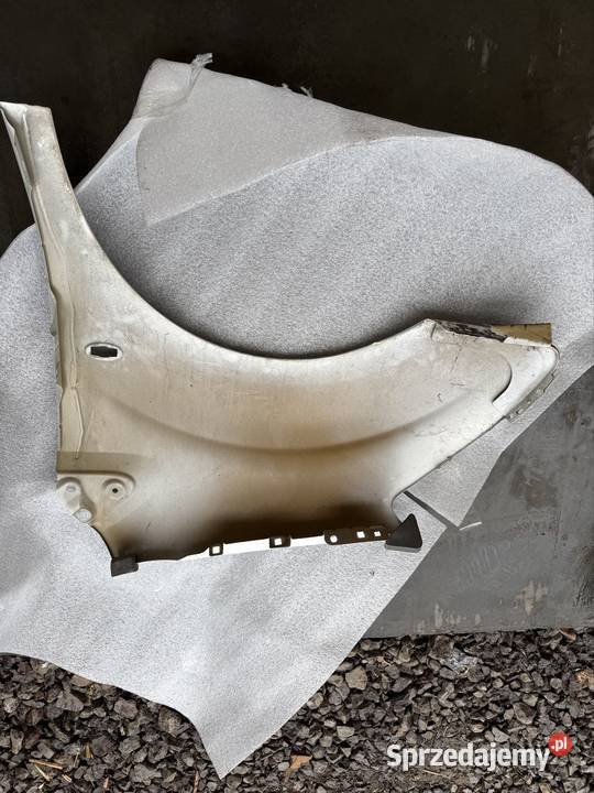 BŁOTNIK PRAWY PRZÓD PEUGEOT PARTNER świętokrzyskie Radlin