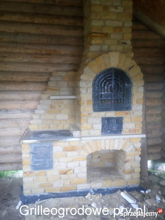 Grill murowany z kamienia piaskowiec granit