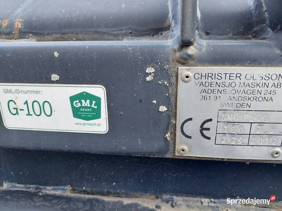 Pług spychacz śniegu do sztucznych nawierzchni Łubowo