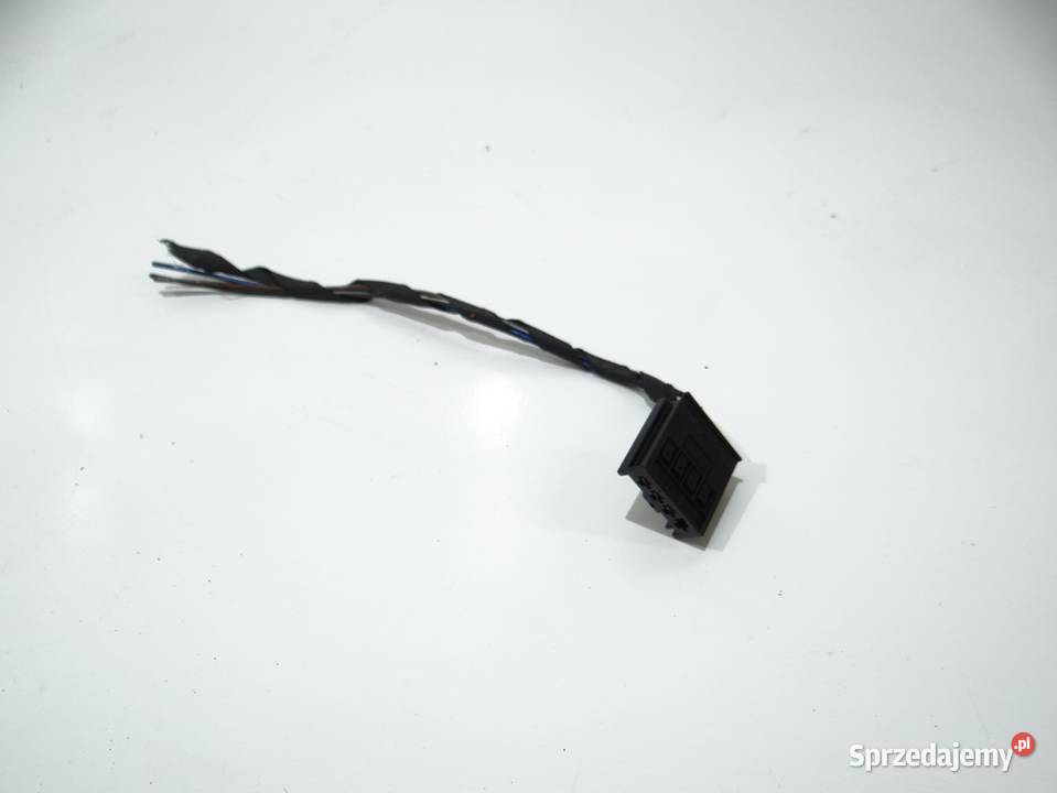 KOSTKA WTYCZKA LAMPY TYŁ KLAPA BMW X3 F25 osobowe