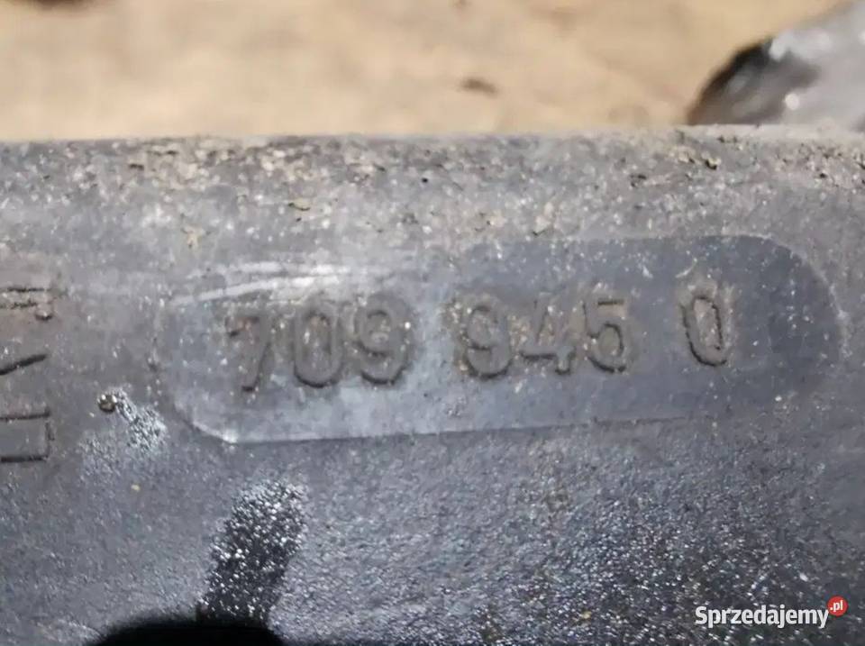 Obudowa filtra powietrza BMW E30 m40 dolna część Żory