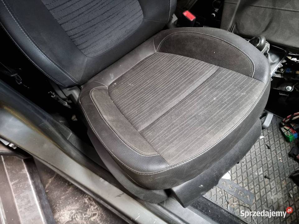 FOTELE KANAPY OPEL ASTRA J Lipno