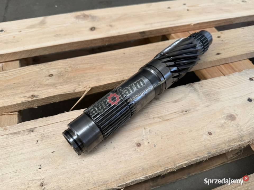 Wałek skrzyni biegów Z17 Massey Ferguson