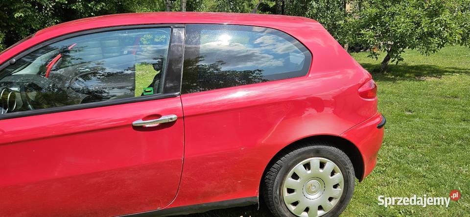 Alfa Romeo 147 16l benzyna LPG KLIMATYZACJA Rok produkcji 2001
