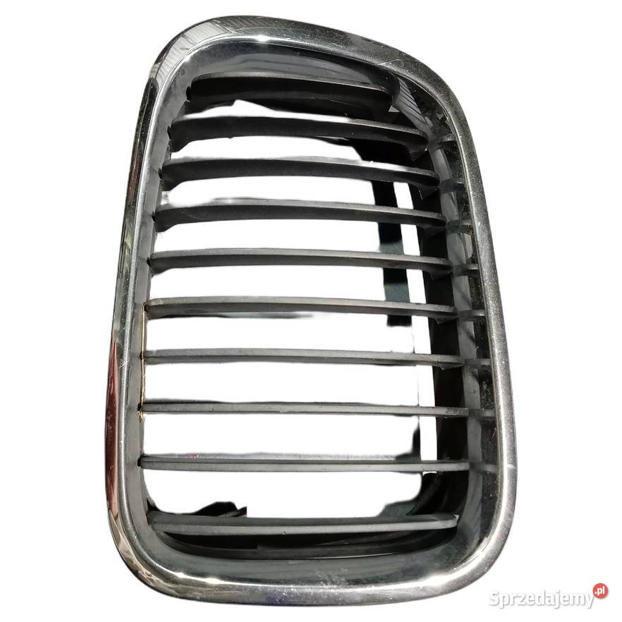 Grill lewa nerka BMW 3 E46 chrom czarna używana