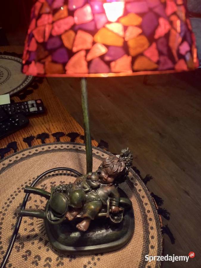 Lampka stojąca z kloszem witrażowym sprzedam
