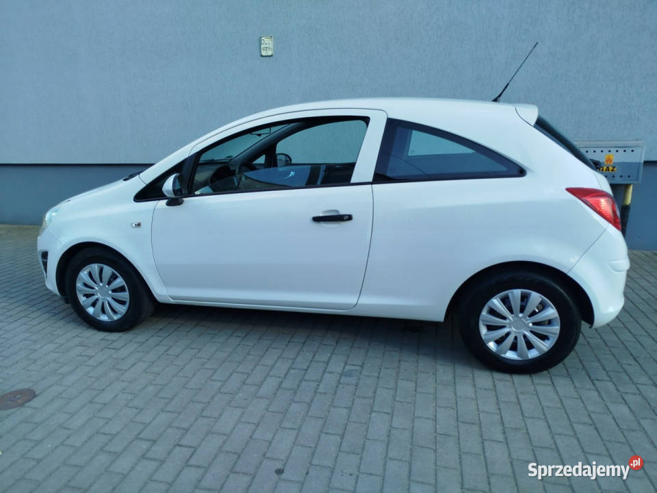 Opel Corsa 12 benzyna 2011r LIFT import niemcy kujawsko-pomorskie Toruń sprzedam