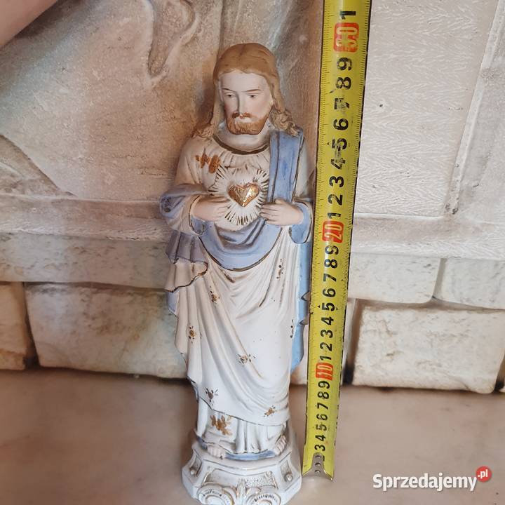 Figura z porcelany 330