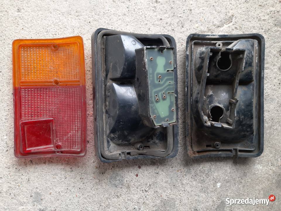 Lampa tylna prawa lewa klosz Fiat 126p ST FL
