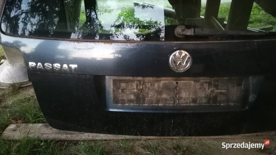 Klapa bagażnika LC5F Passat B5 2004 r Kluczbork