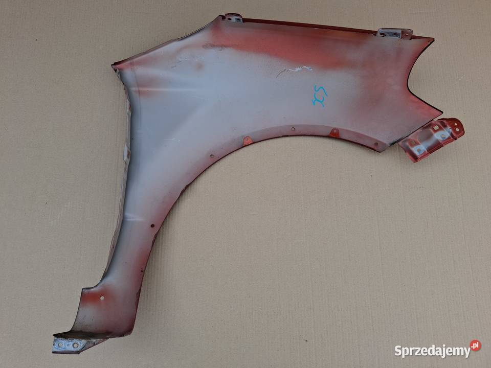 SUZUKI SX4 FIAT SEDICI BŁOTNIK LWY PRZÓD Bieleń