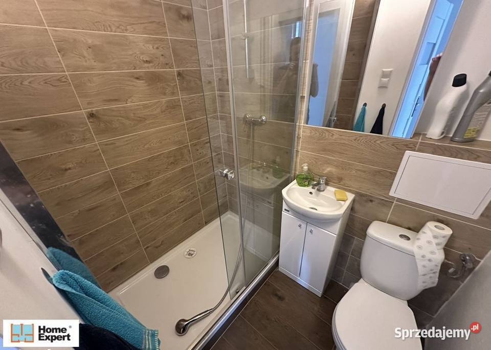 2pok 33met Sky Towera BALKONPIWNICAWINDA Wrocław balkon