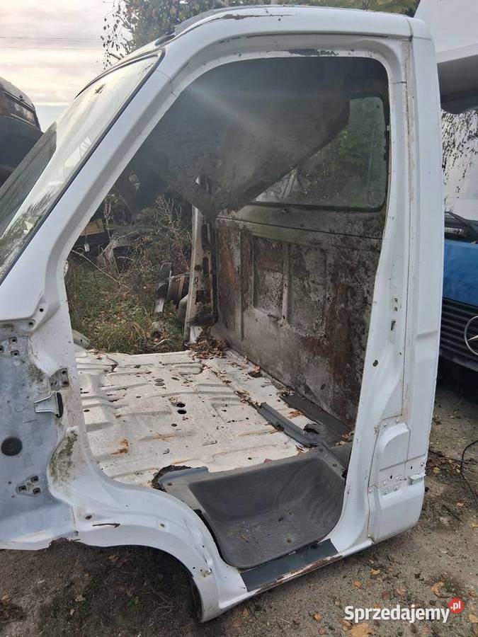 Lewa ćwiartka z dachem Iveco Dayli 2003 kujawsko-pomorskie Tur