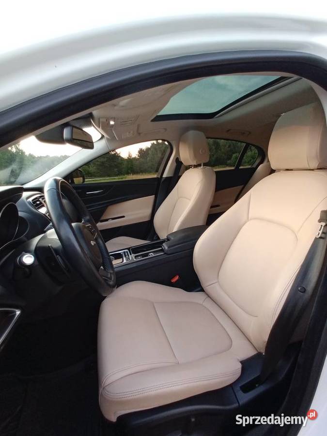 Jaguar Xe Premium 20 250 AWD Zamienie