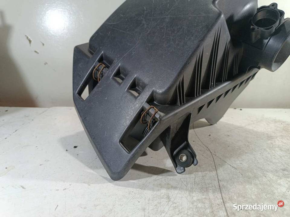 OBUDOWA FILTRA POWIETRZA BMW E61 25I 7521031