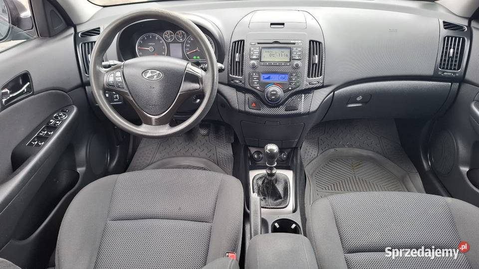 Hyundai i30 cw 16 benzyna 2008r z Niemiec manualna Jarosław
