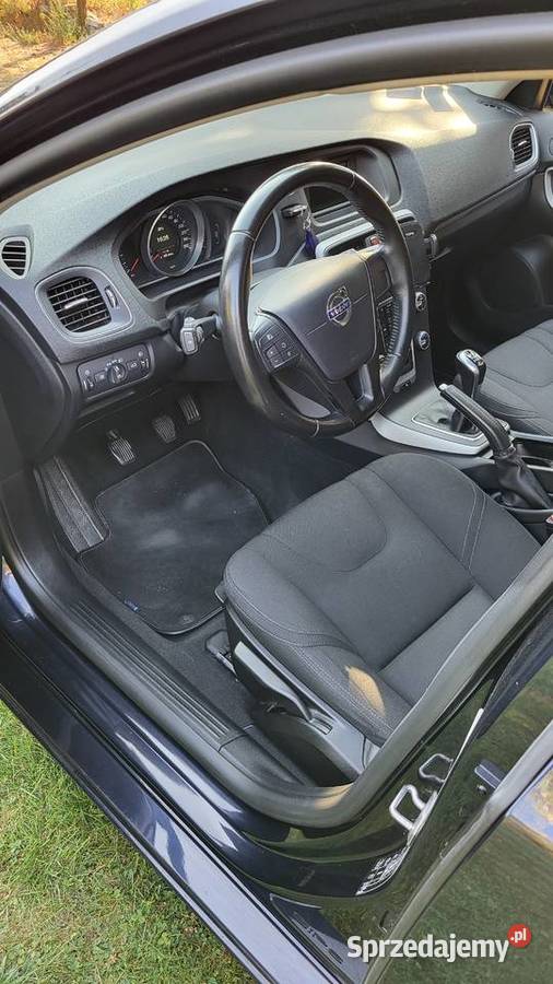 Volvo V40 D3 150 Wymieniony EGR Gwarancja klimatyzacja sprzedam