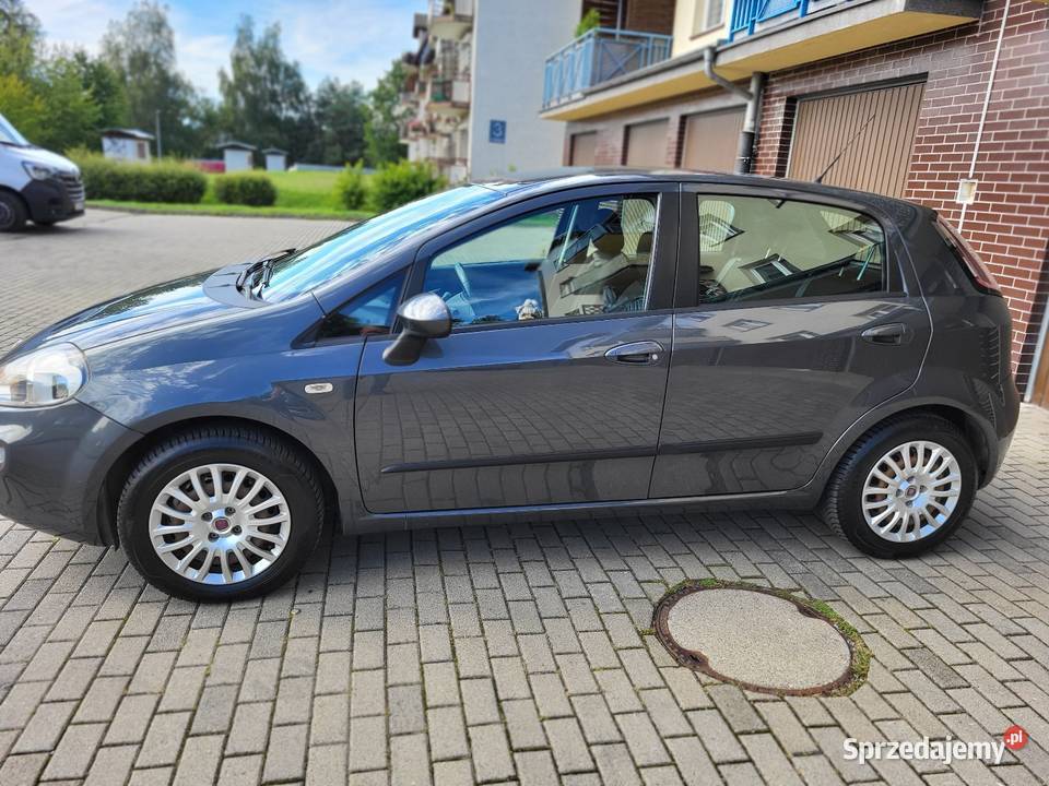 Fiat Punto 2013r Salon Polska Bezwypadkowy 14 benzyna Częstochowa