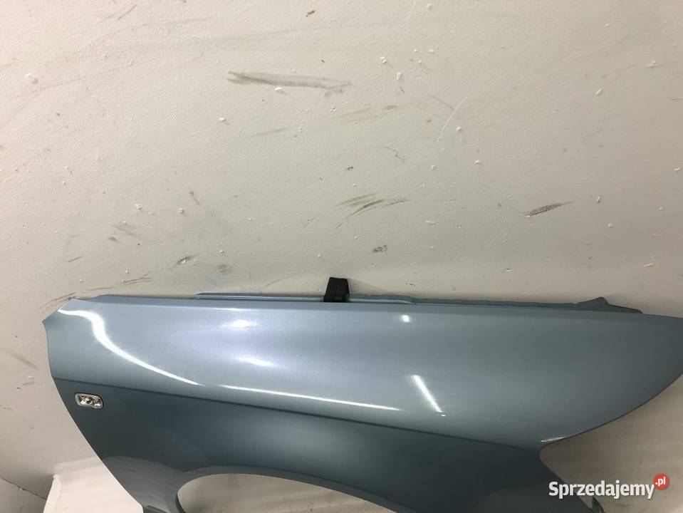 BŁOTNIK PRAWY PRZÓD AUDI A6 C6 LY5R