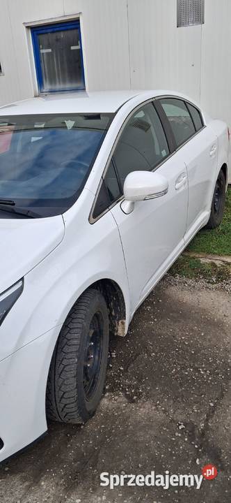 Toyota Avensis T27 sedan 20d 127 2014r Salon Cieszyn