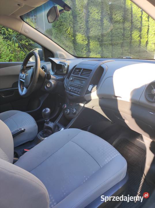 Chevrolet Aveo 12 2011 kobiety doinwestowany manualna Zgierz
