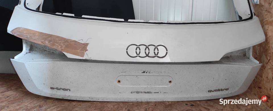TYLNA KLAPA BAGAŻNIKA AUDI ETROM