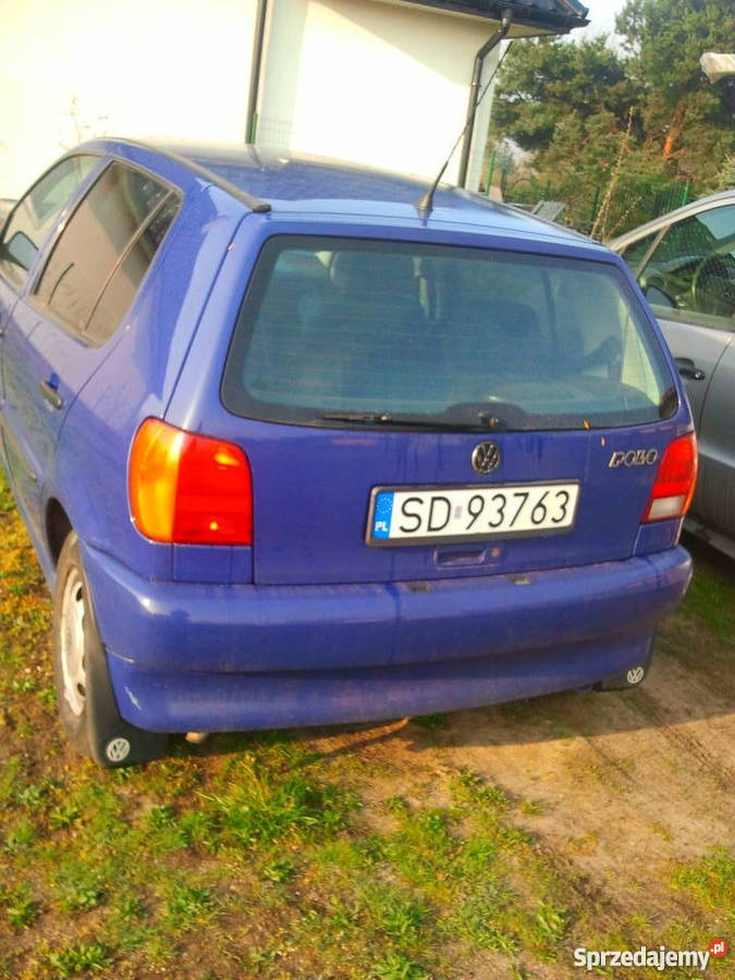 Samochód krajowy 4 drzwiowy benzyna Dąbrowa Górnicza