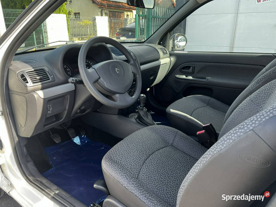 Renault Clio RatyZamianaGwarancja Renault Clio nieuszkodzony małopolskie Gdów