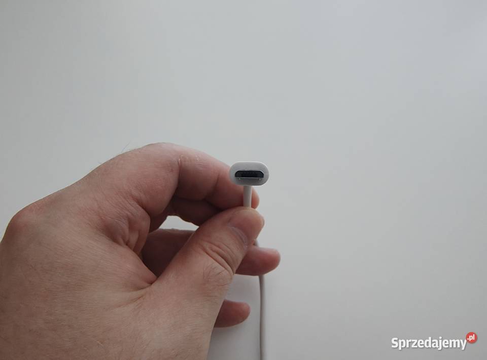 VARTA mini powerbank około 2000 mAh kabelek Siedlce