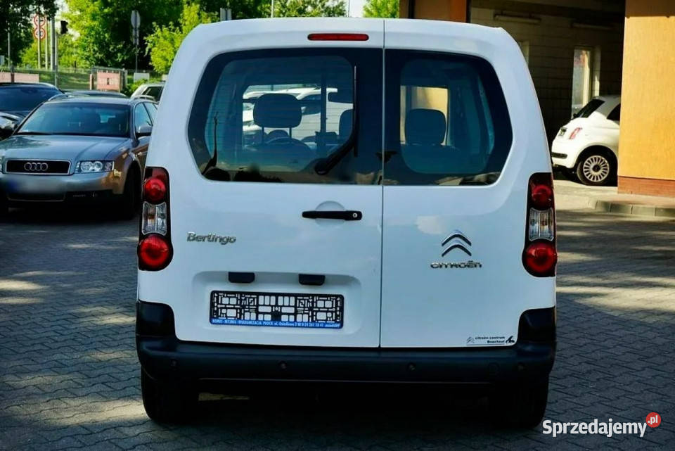 Citroen Berlingo 16HDI Klima 3 osobowy 2013r elektryczne szyby Płock
