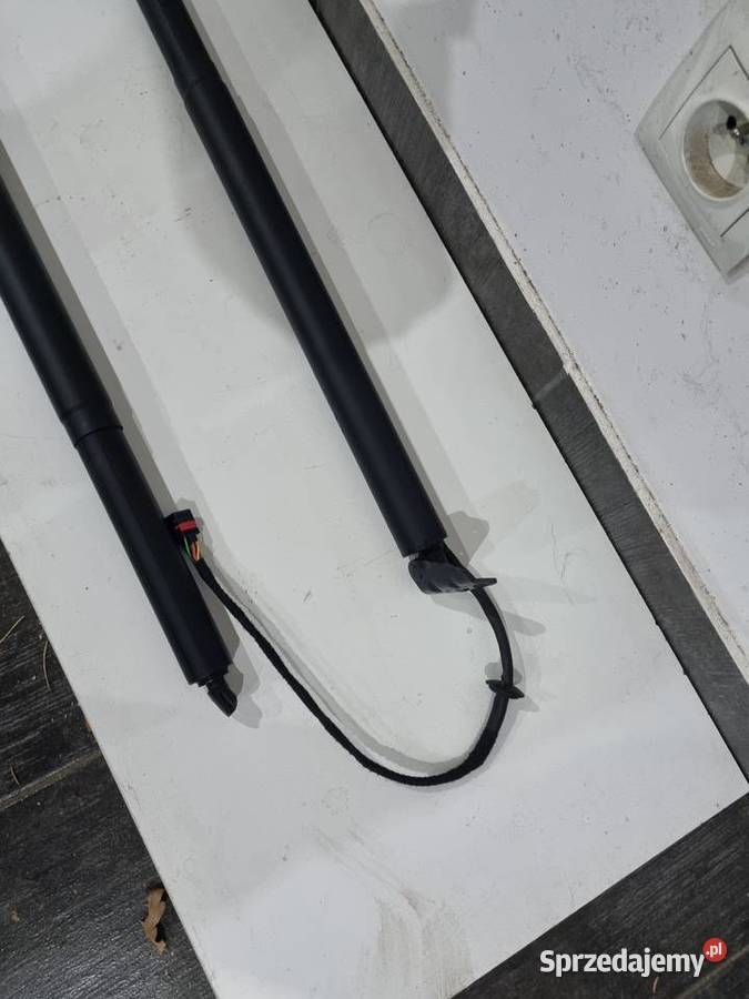 Elektryczne silowniki klapy hyundai tucson III Skierniewice sprzedam