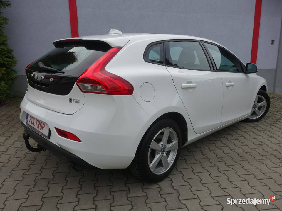 Volvo V40 16i Panorama Klimatronik Alu Światła ABS sprzedam
