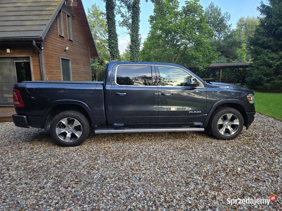 Dodge ram Laramie 57 lpg rambox 202021 automatyczna