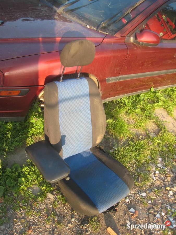 Fotel lewy kierowcy Opel Zafira A 9905 z małopolskie Kraków sprzedam