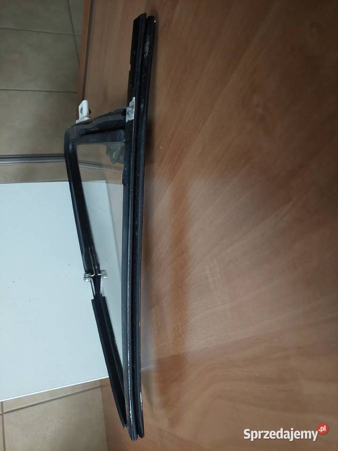Orgnalna ramka z szybą uchylną prawa fiat 126p Mysłowice