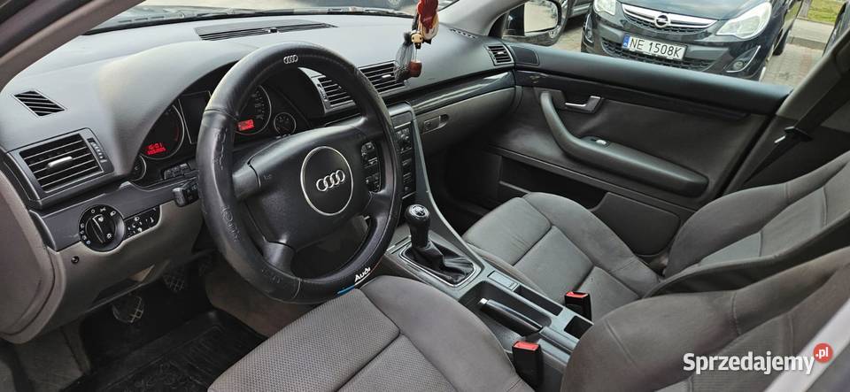 Audi A4 2002r 20 benz ALT 131 bezawaryjny silnik Elbląg