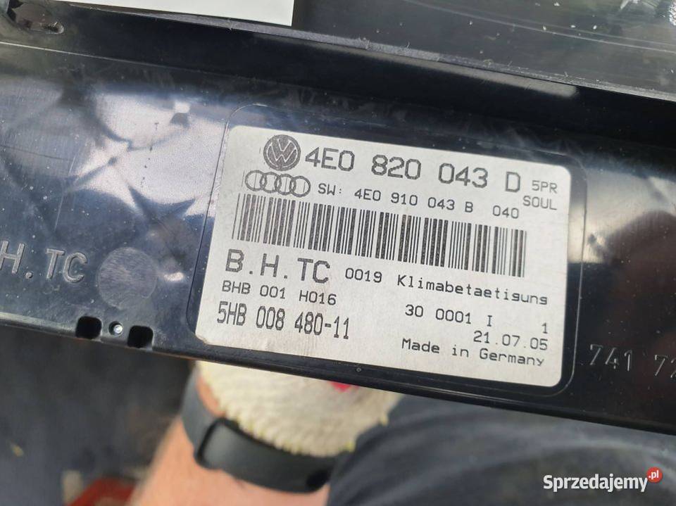 PANEL KLIMATYZACJI AUDI A8 D3 4E0820043D Lipno sprzedam