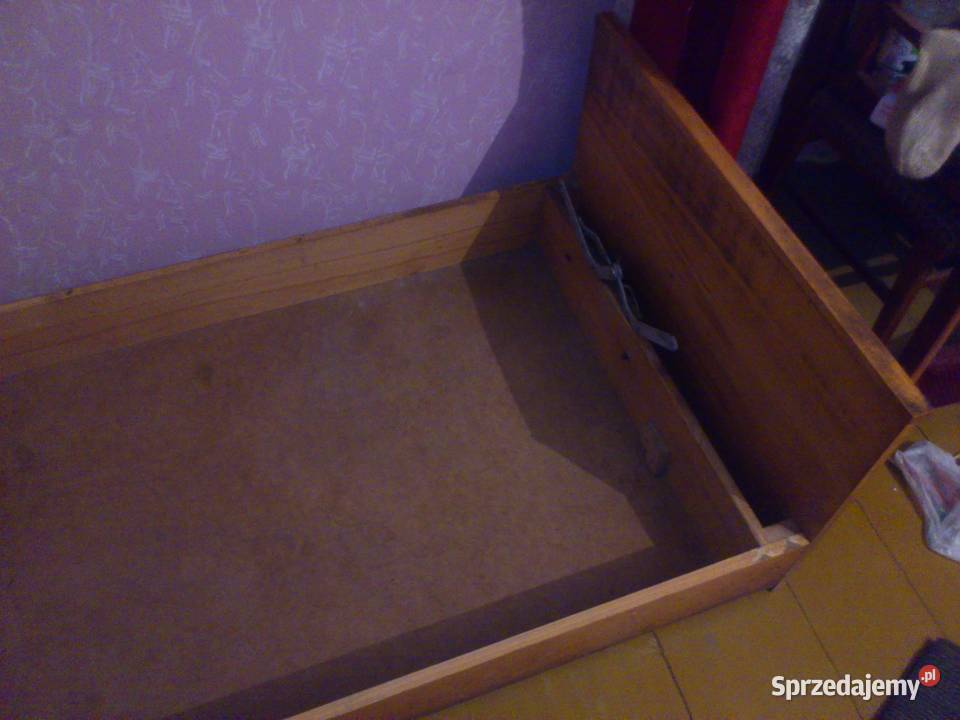 SkrzyniaStalarz wersalkimechanizm rozkładania tkanina Łóżka, wersalki i sofy Sobienie Szlacheckie sprzedam