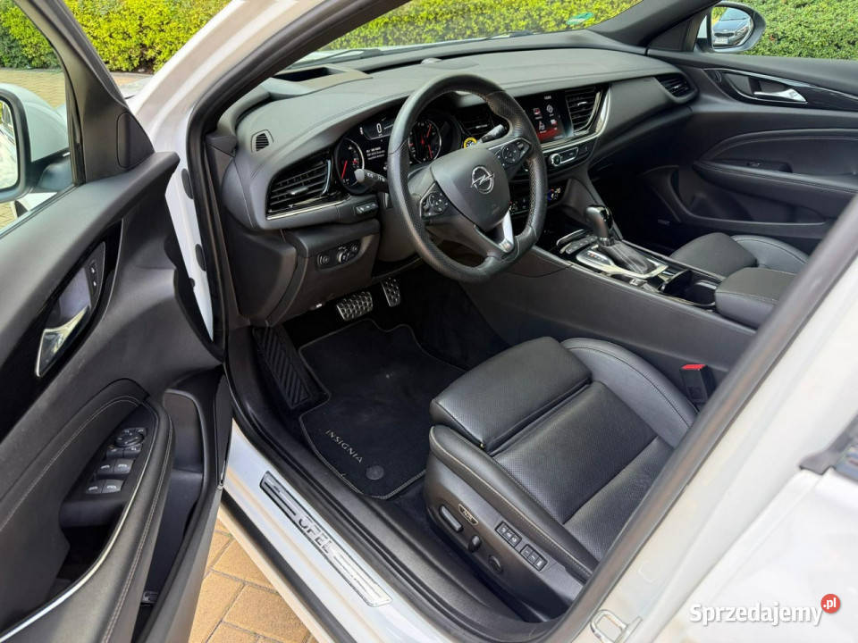 Opel Insignia Grand Sport stan 4x4 serwisowana immobilizer śląskie Tarnowskie Góry sprzedam