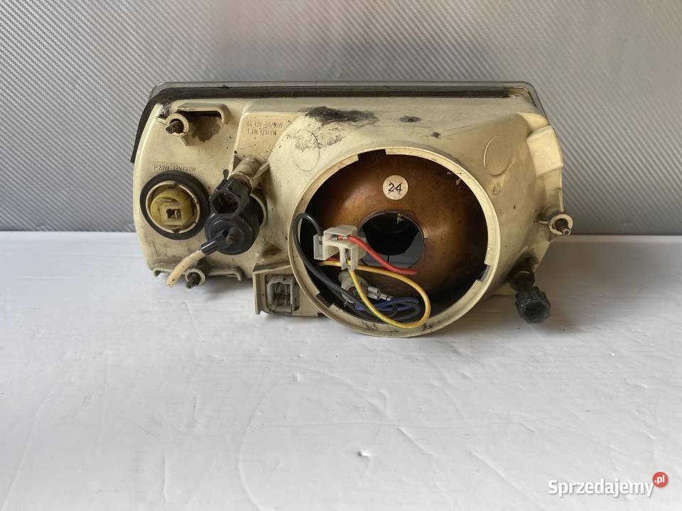SKODA FAVORIT LEWA LAMPA PRZÓD lampy przednie Ostroróg sprzedam