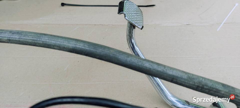 Yamaha Virago 125 set prawy kierowcy podnóżek sprzedam