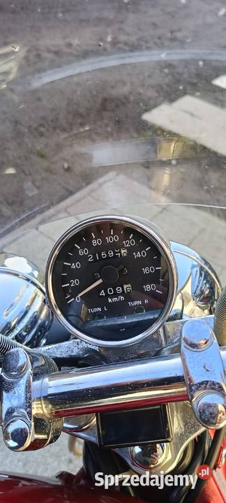 Suzuki intruder 800vs dodatki aerograf 25000km