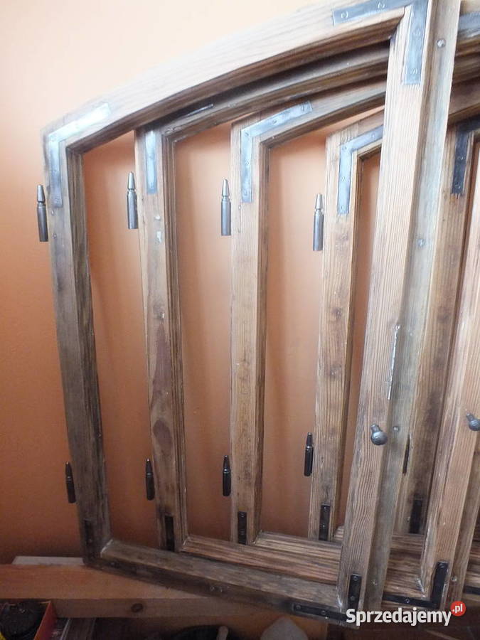 Stare okna drewnianeokoło 192030 7 sztuk dolnośląskie Bielawa