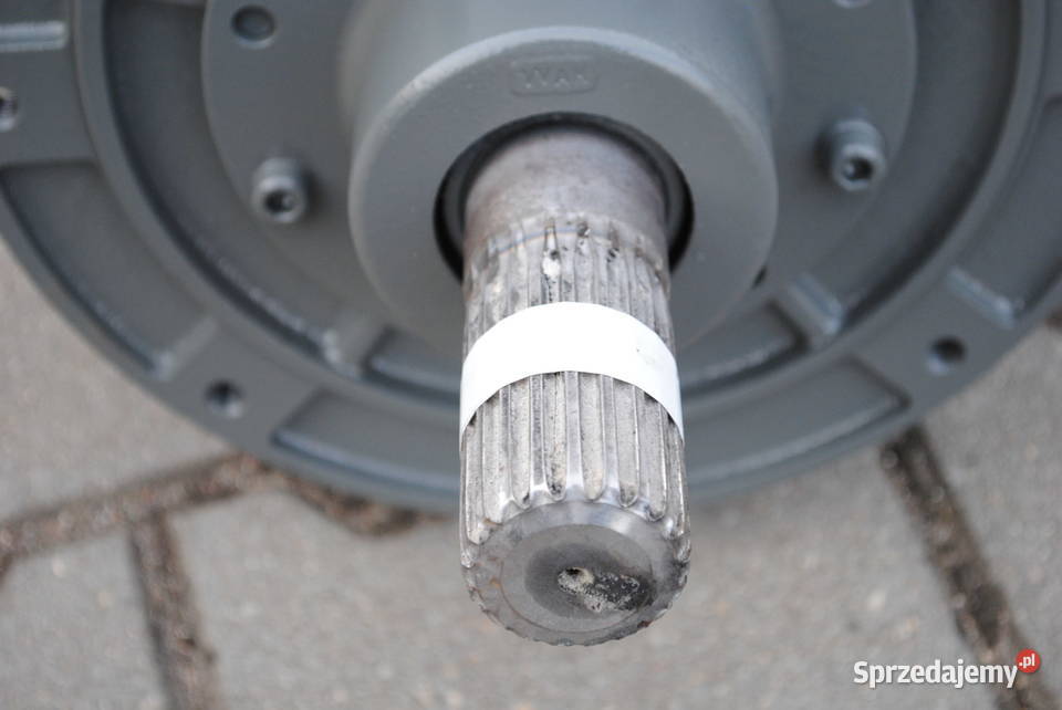 Motoreduktor kołnierzowy 4kw 304obrmin Pozostałe