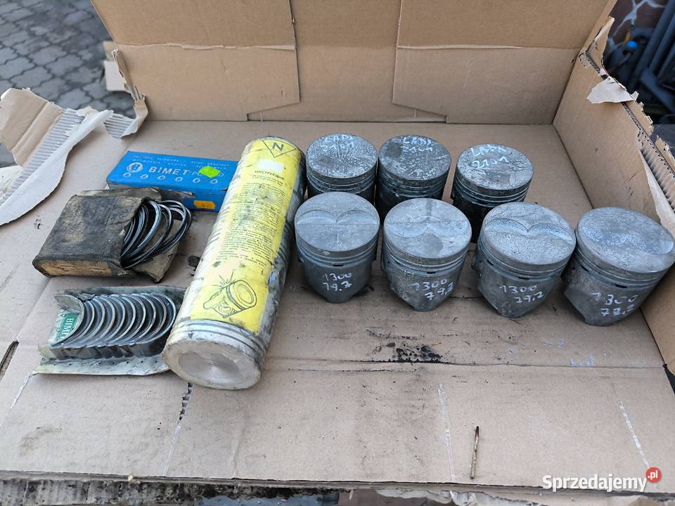 Lada Tłoki panewki Stalowa Wola