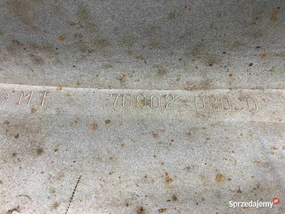 LISTWA PROGOWA LEWY TOYOTA COROLLA E12 osobowe podkarpackie sprzedam