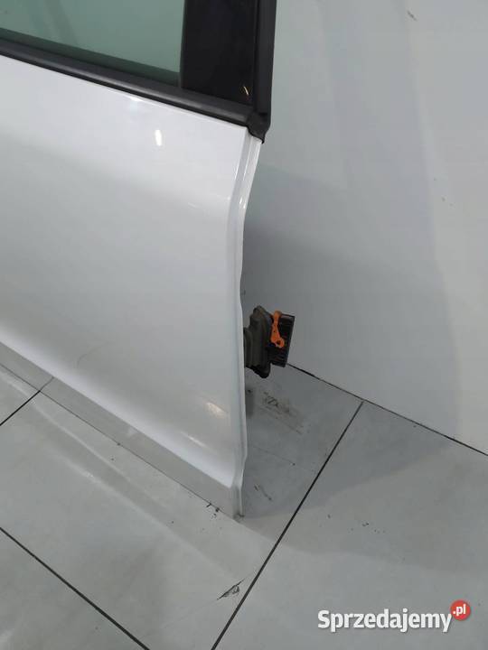 DRZWI PRAWE TYŁ KOMBI LS9R Skoda Superb II